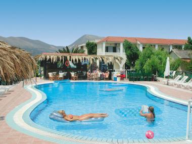 Ostrov Zakynthos s hotelem Bozikis - bazén