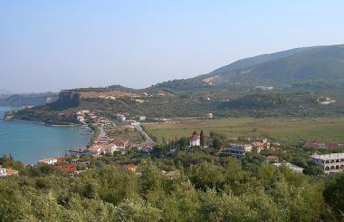 Vesnička Limni Keri