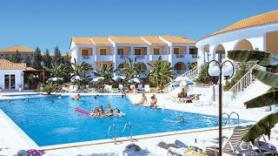 Řecký hotel Bitzaro Palace s bazénem na ostrově Zakynthos